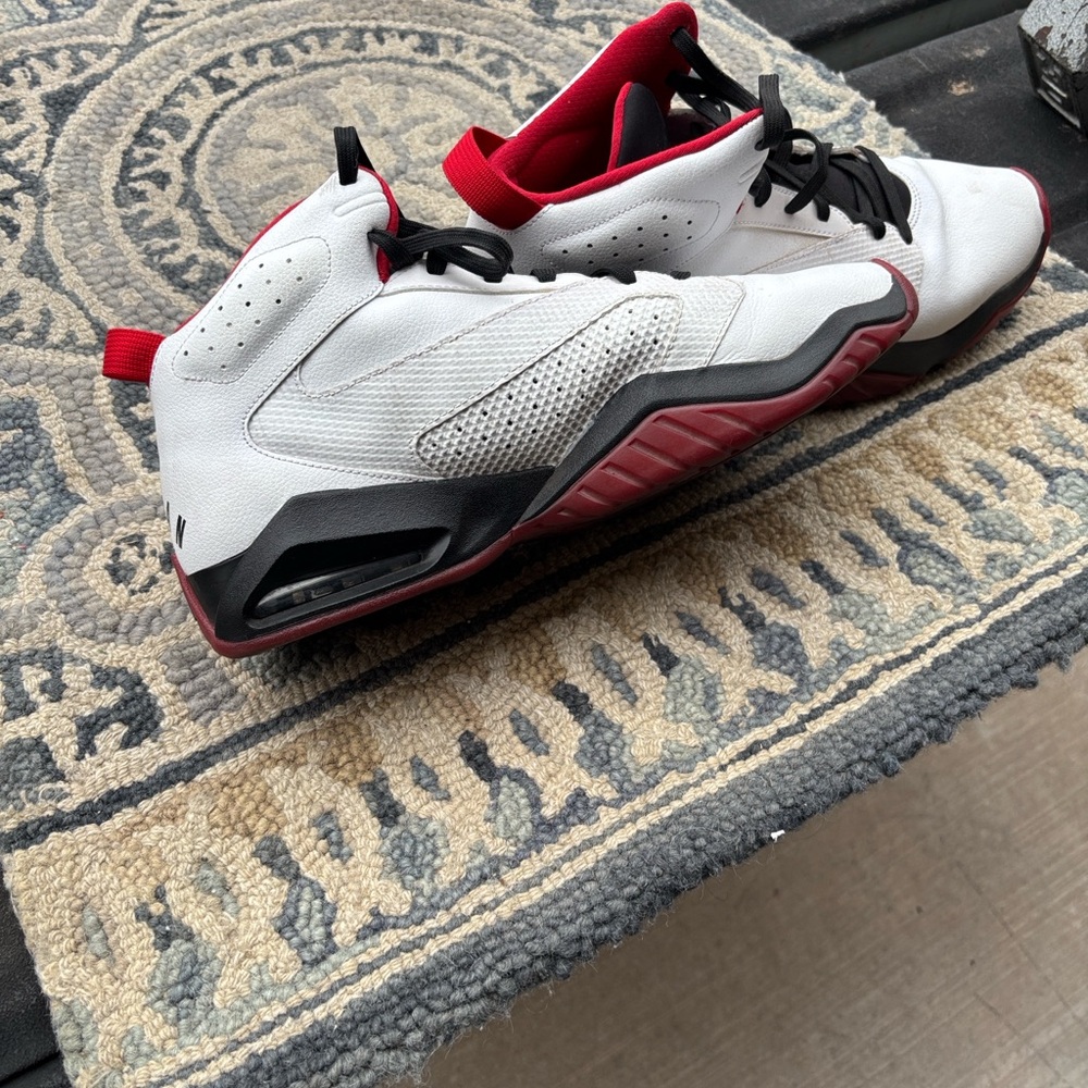 Nike White and Red Sneakers